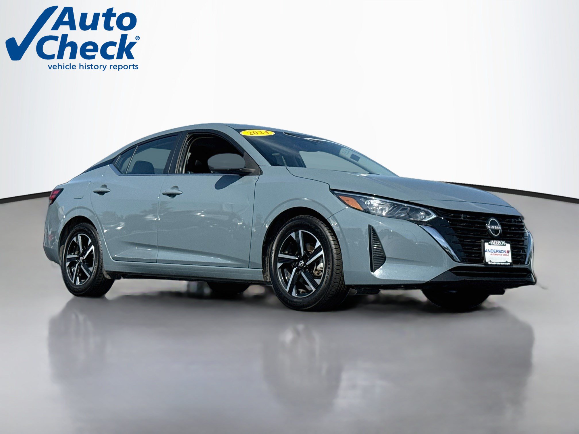Used 2024 Nissan Sentra SV FWD image 1