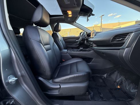 Used 2023 Nissan Rogue SV w/ SV Premium B Package AWD/4WD image 26