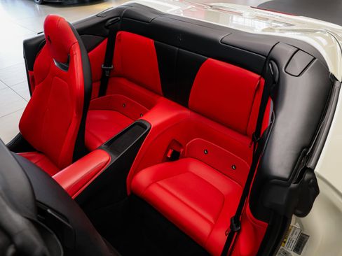 Used 2020 Ferrari Portofino image 49