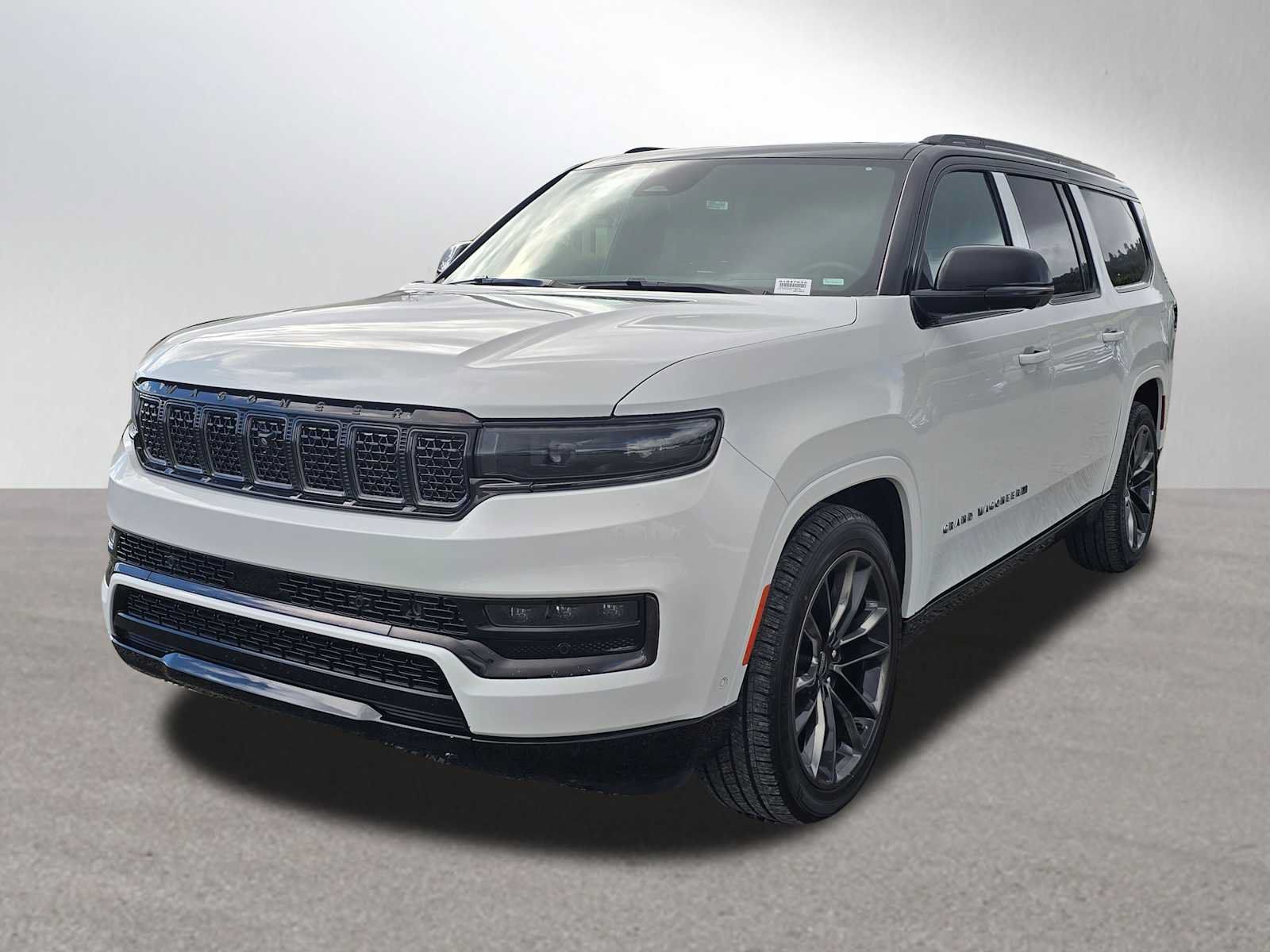 Used 2024 Jeep Grand Wagoneer L Series III w/ Quick Order Packagew 28T AWD/4WD image 7