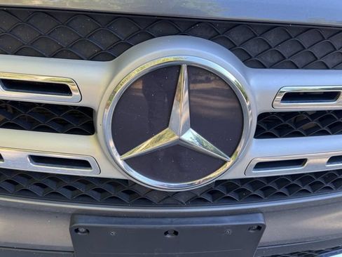 Used 2020 Mercedes-Benz GLB 250 4MATIC image 28