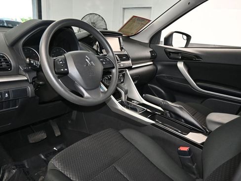 Used 2023 Mitsubishi Eclipse Cross ES image 12