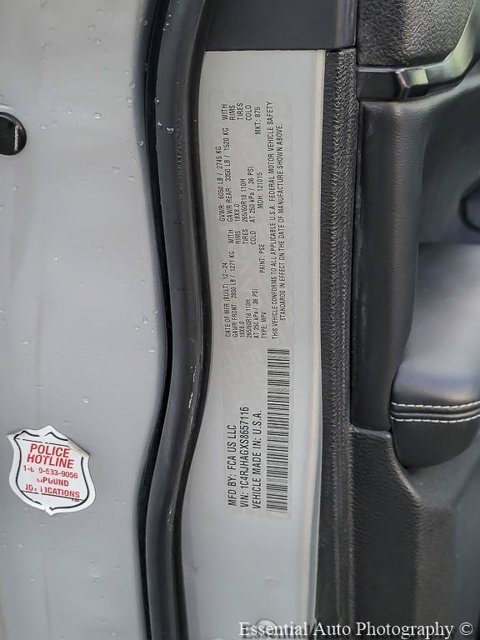 Certified 2025 Jeep Grand Cherokee Altitude AWD/4WD image 15