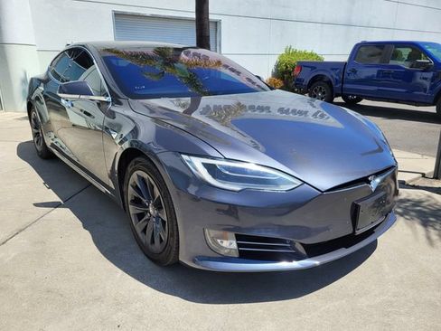 Used 2018 Tesla Model S 75D AWD/4WD image 1