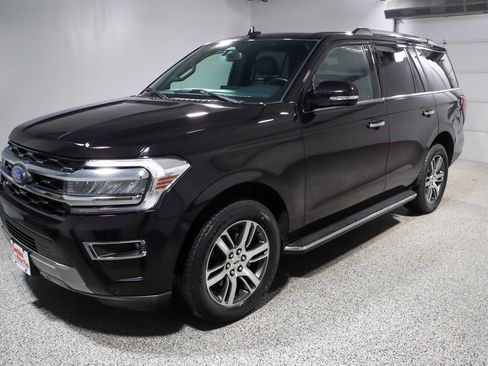 Used 2023 Ford Expedition Limited image 37