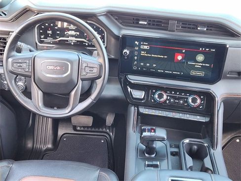 Used 2022 GMC Sierra 1500 AT4 w/ AT4 Premium Package image 27