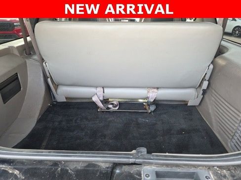 Used 2000 Ford Excursion XLT image 10