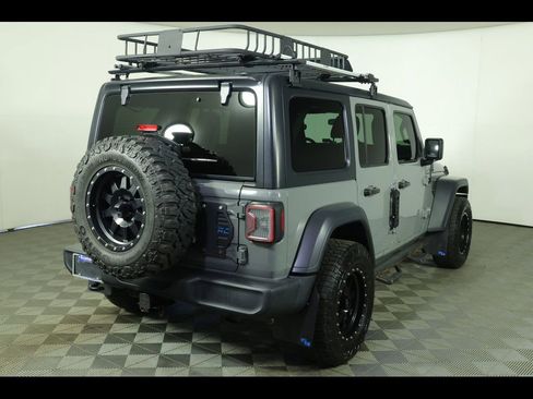Used 2018 Jeep Wrangler Unlimited Sport S image 15