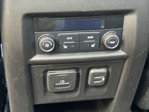 Used 2020 Chevrolet Traverse Premier w/ Redline Edition image 15