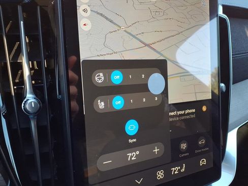 New 2026 Volvo XC90 T8 Plus w/ Protection Package Premier image 17