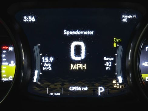 Used 2022 Jeep Wrangler Unlimited Sahara image 17