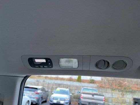 Used 2014 Honda Odyssey EX image 17