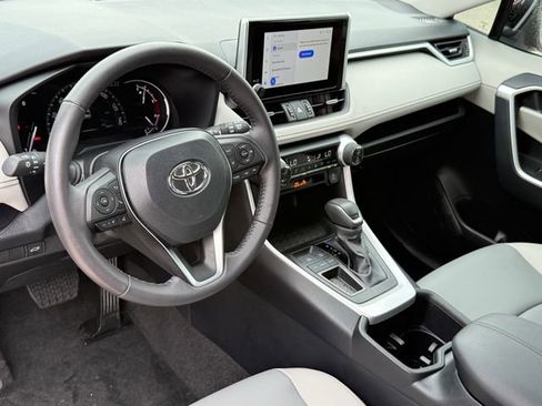 Used 2024 Toyota RAV4 XLE Premium FWD image 10