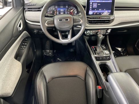 Used 2022 Jeep Compass Latitude AWD/4WD image 20