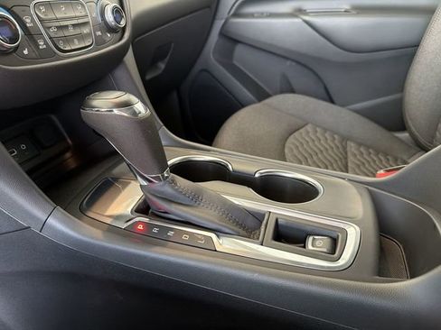 Certified 2021 Chevrolet Equinox LT image 26