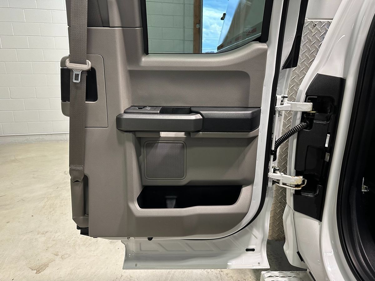 Used 2017 Ford F350 XLT RWD image 14