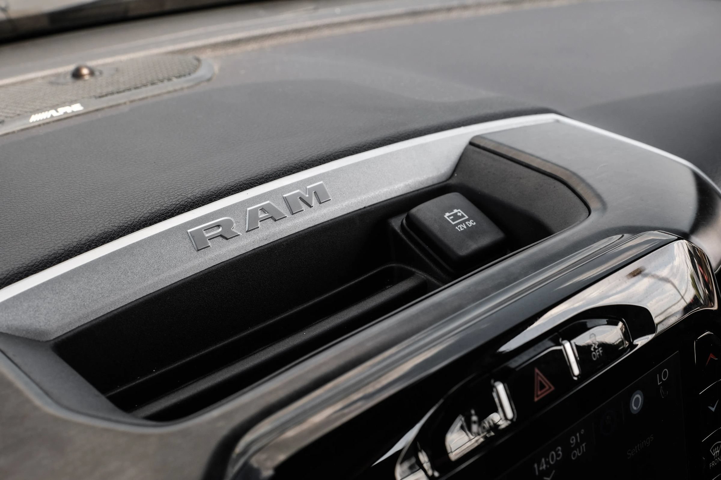 Used 2024 RAM 2500 Big Horn w/ Safety Group AWD/4WD image 28