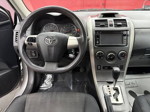 Used 2013 Toyota Corolla S FWD image 11