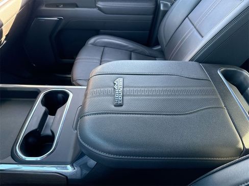 Used 2024 Chevrolet Silverado 3500 High Country w/ Technology Package image 21