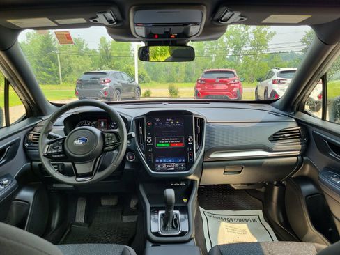 Certified 2025 Subaru Forester Premium AWD/4WD image 12