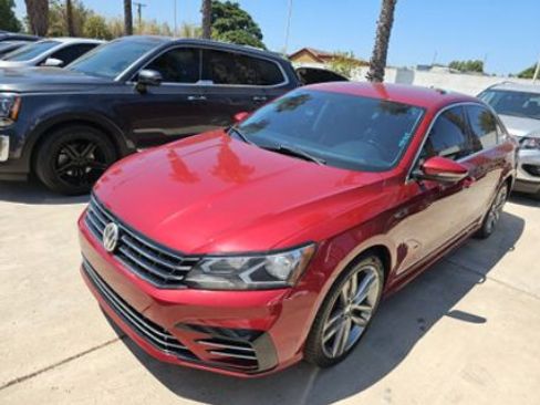 Used 2017 Volkswagen Passat 1.8T R-Line FWD image 1