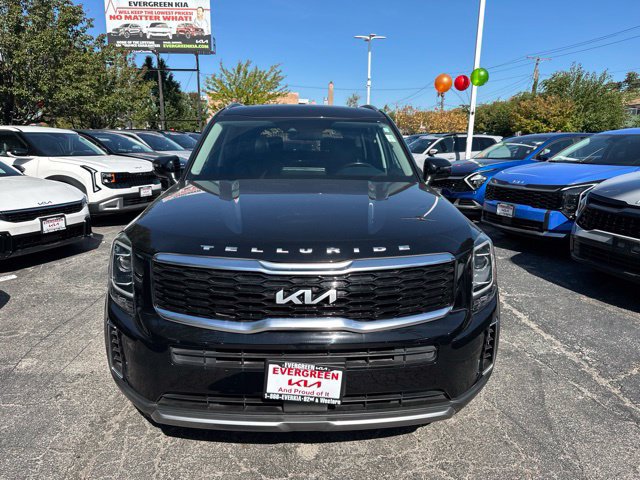 Used 2022 Kia Telluride S AWD/4WD image 2