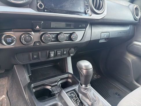 Used 2023 Toyota Tacoma TRD Off-Road image 26