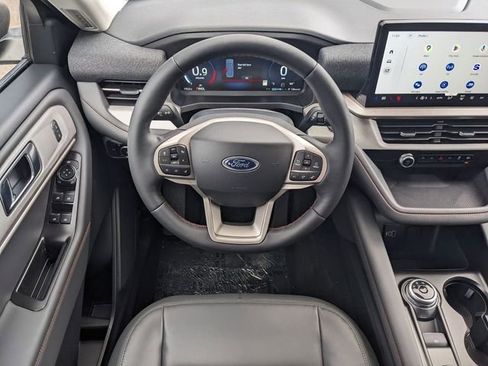 New 2026 Ford Explorer Active w/ Active Comfort Package image 15
