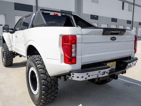 Used 2022 Ford F250 Lariat w/ Lariat Ultimate Package AWD/4WD image 17