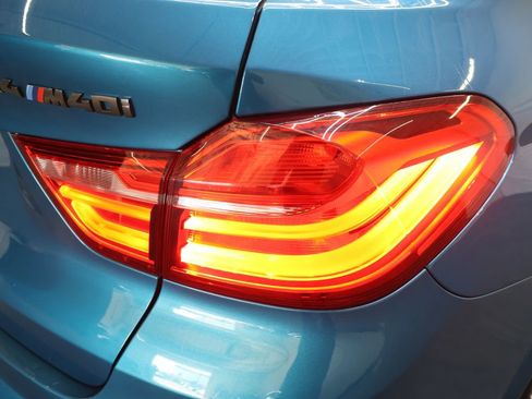 Used 2018 BMW X4 M40i image 31