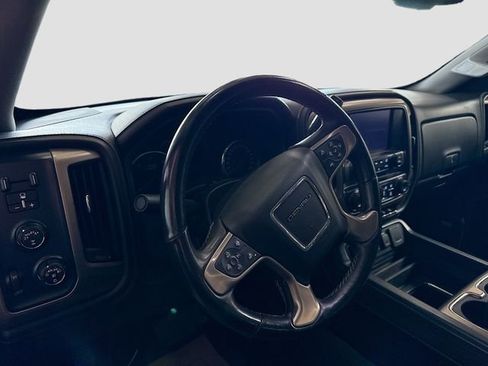 Used 2017 GMC Sierra 1500 Denali w/ Denali Ultimate Package AWD/4WD image 10