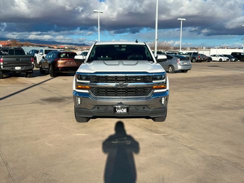 Used 2018 Chevrolet Silverado 1500 LT w/ All Star Edition image 8