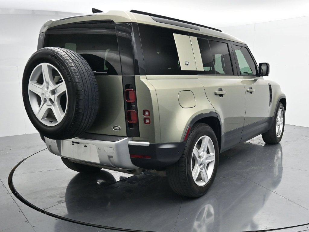 Used 2021 Land Rover Defender 110 SE AWD/4WD image 7