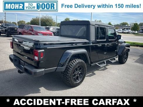 Used 2023 Jeep Gladiator Willys image 4