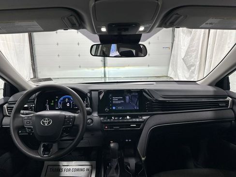Used 2026 Toyota Camry LE FWD image 41
