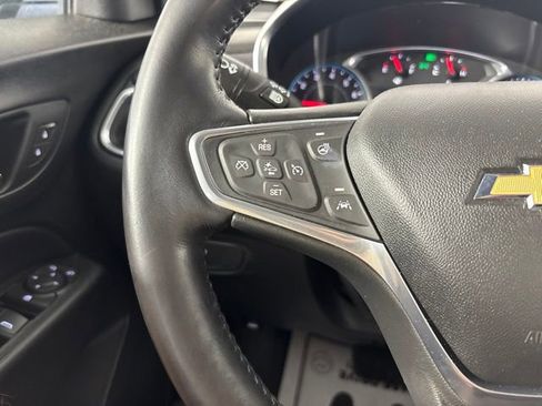 Used 2022 Chevrolet Equinox LT AWD/4WD image 13