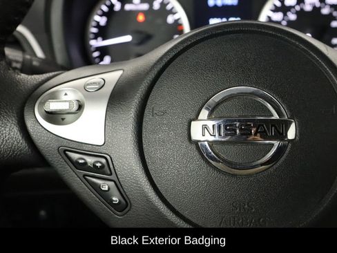 Used 2018 Nissan Sentra SR w/ Technology Package FWD image 8