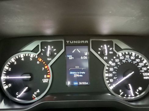 Used 2023 Toyota Tundra Limited AWD/4WD image 30