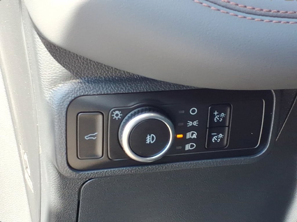 New 2026 Ford Explorer Active w/ Active Comfort Package AWD/4WD image 18