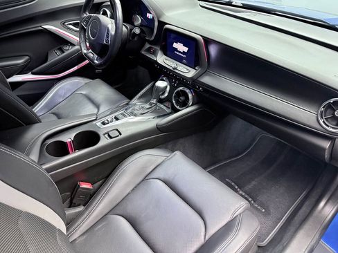 Used 2021 Chevrolet Camaro SS image 12