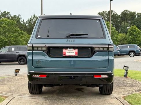 New 2026 Jeep Grand Wagoneer Summit AWD/4WD image 6