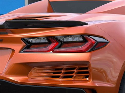 New 2025 Chevrolet Corvette E-Ray image 11