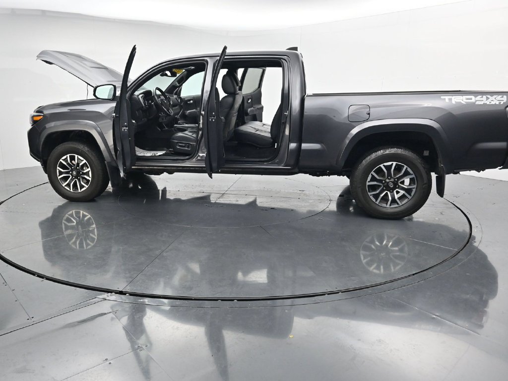 Used 2023 Toyota Tacoma TRD Sport w/ TRD Premium Sport Package AWD/4WD image 42