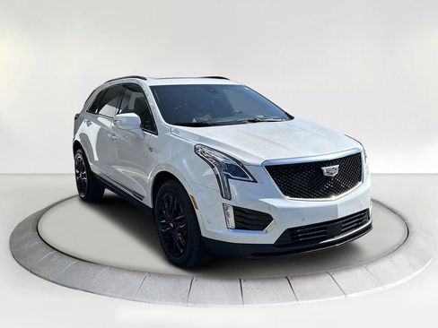 New 2025 Cadillac XT5 Sportv w/ LPO, Red Accent Package image 6