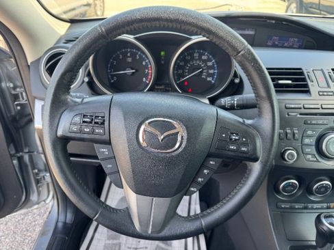 Used 2013 MAZDA MAZDA3 i Touring image 11