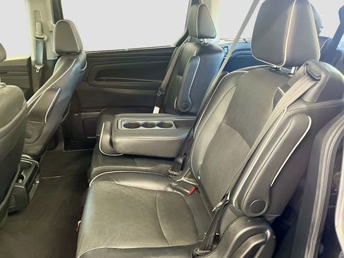 Used 2022 Honda Odyssey Elite image 25