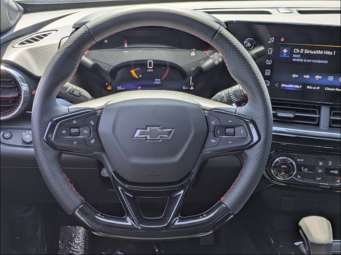 New 2026 Chevrolet Trax RS w/ Driver Confidence Package FWD image 18