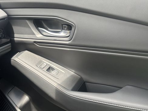 Used 2025 Honda Accord Sport image 11