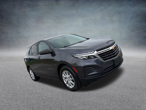 Used 2022 Chevrolet Equinox LS w/ LS Convenience Package image 40