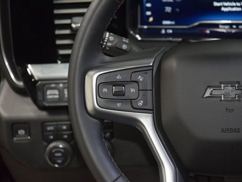 Used 2025 Chevrolet Silverado 1500 RST image 37